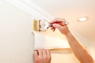 Pose de papier peint à Bosquel — revêtements muraux et toiles de verre